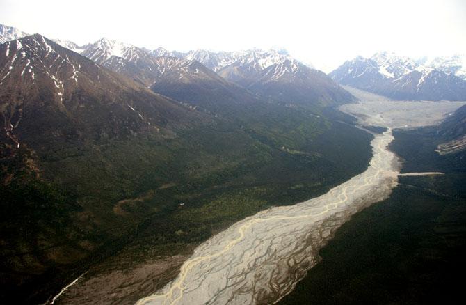 vallata tra le wrangell mountain